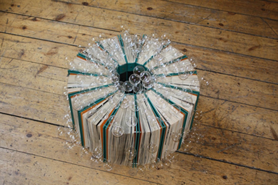 http://articlegallery.co.uk/files/gimgs/th-16_David Cheeseman.jpg