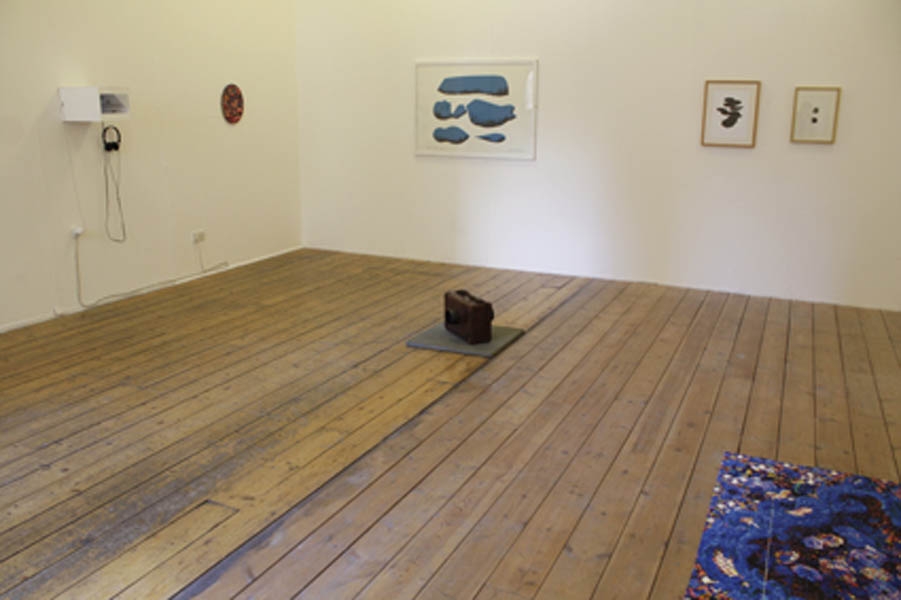 http://articlegallery.co.uk/files/gimgs/th-16_Installation 6.jpg