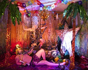 http://www.articlegallery.co.uk/files/dimgs/thumb_0x300_2_48_288.jpg